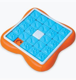 DOG CHALLENGE SLIDER